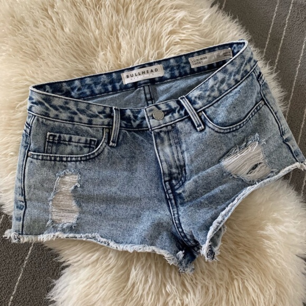 Bullhead Lowrise Shorts